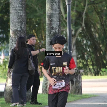 Runner Photo 9228316