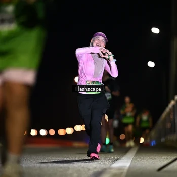 Runner Photo 9230752