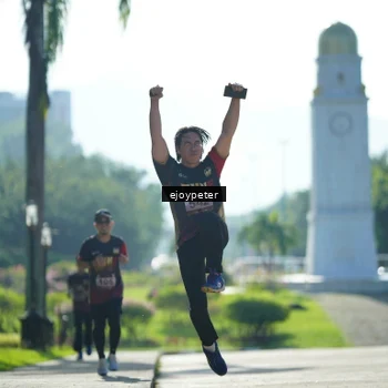 Runner Photo 9230979