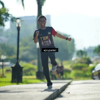 Runner Photo 9231133