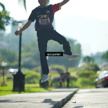 Runner Photo 9231136