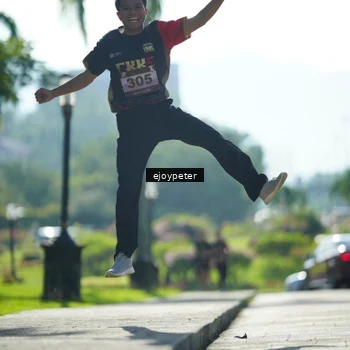 Runner Photo 9231143