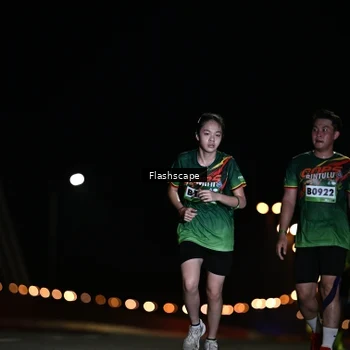 Runner Photo 9231649
