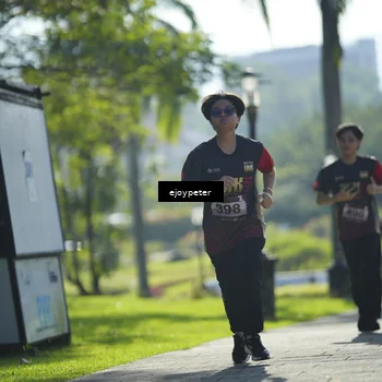 Runner Photo 9231708