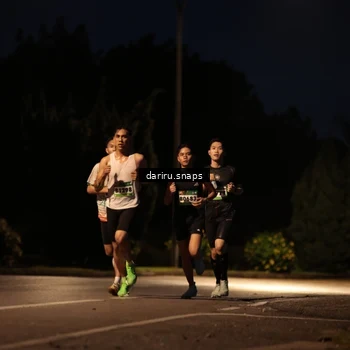 Runner Photo 9232376