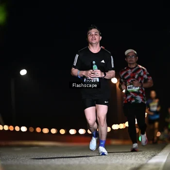 Runner Photo 9232800