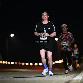 Runner Photo 9232807