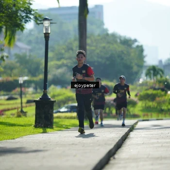 Runner Photo 9232894