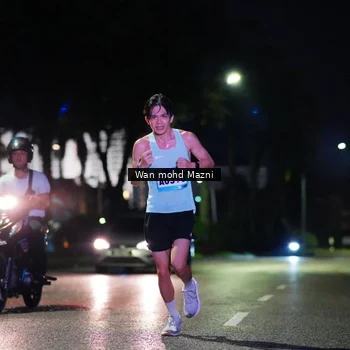 Runner Photo 9233421