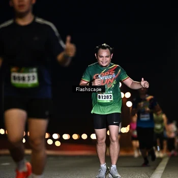 Runner Photo 9233517