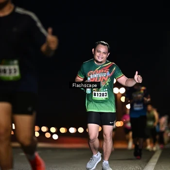 Runner Photo 9233556
