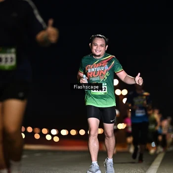 Runner Photo 9233561