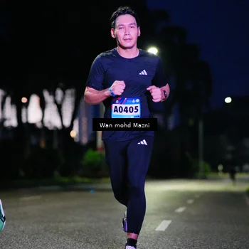 Runner Photo 9234038