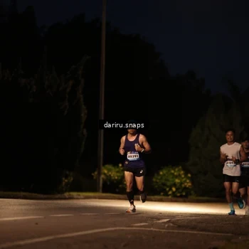 Runner Photo 9234300