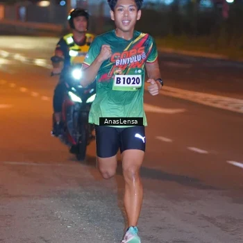 Runner Photo 9234864