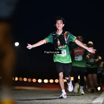 Runner Photo 9235678