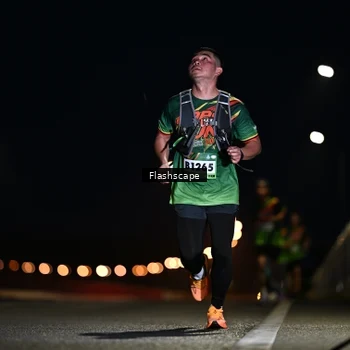 Runner Photo 9235848