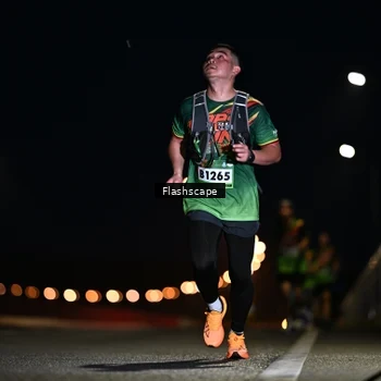 Runner Photo 9235910