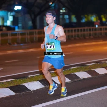 Runner Photo 9236413