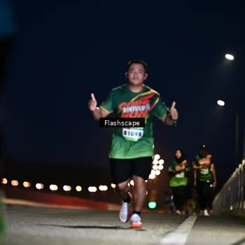 Runner Photo 9236477