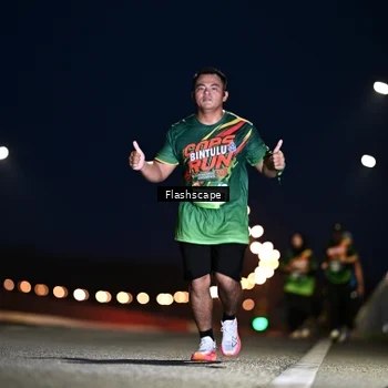 Runner Photo 9236494