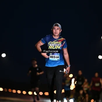 Runner Photo 9236593
