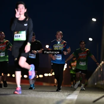 Runner Photo 9236880