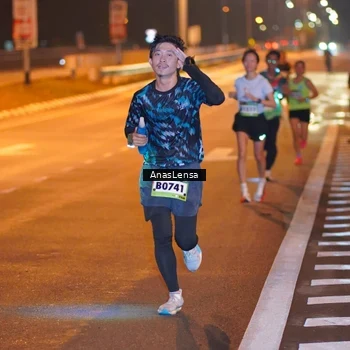 Runner Photo 9236911