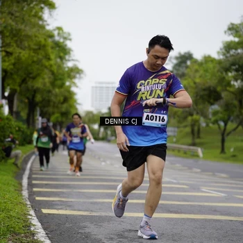 Runner Photo 9237004