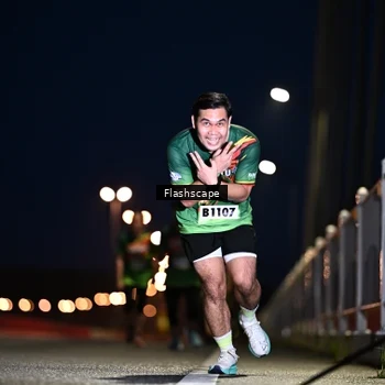 Runner Photo 9237023