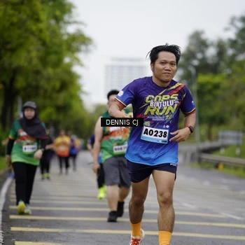 Runner Photo 9237026
