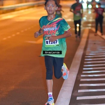 Runner Photo 9237116