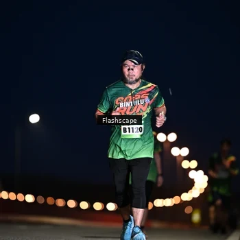 Runner Photo 9237118