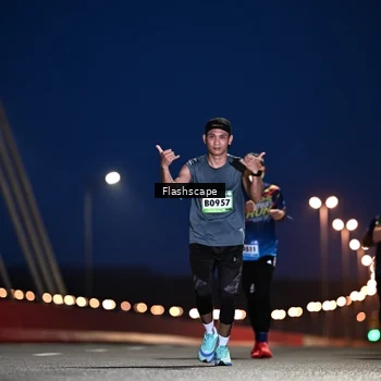 Runner Photo 9237430