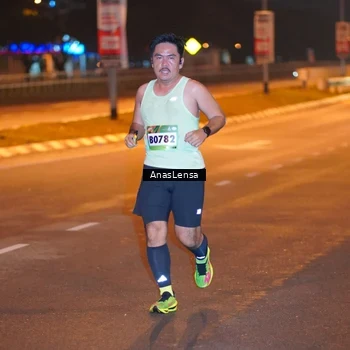 Runner Photo 9237512