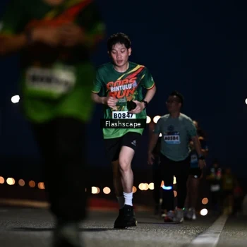 Runner Photo 9237913