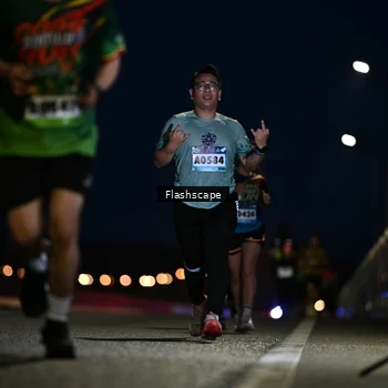 Runner Photo 9237944