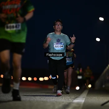 Runner Photo 9237954