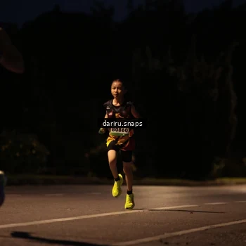 Runner Photo 9239001