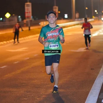 Runner Photo 9239296