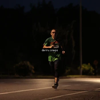 Runner Photo 9239716
