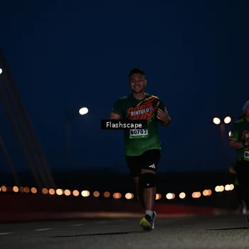 Runner Photo 9239720