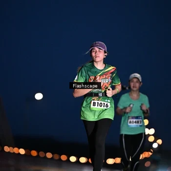 Runner Photo 9240013