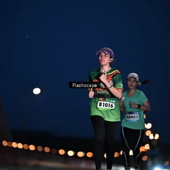Runner Photo 9240020