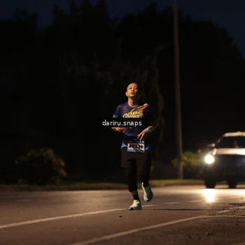 Runner Photo 9240224