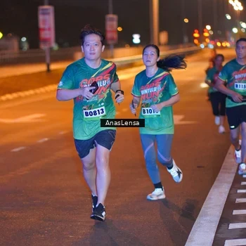 Runner Photo 9240670