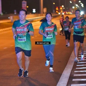 Runner Photo 9240685