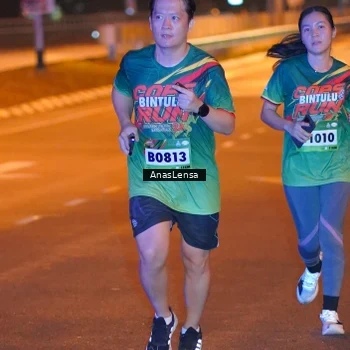 Runner Photo 9240688