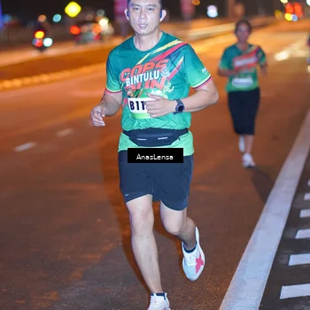 Runner Photo 9240798