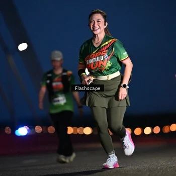 Runner Photo 9240920